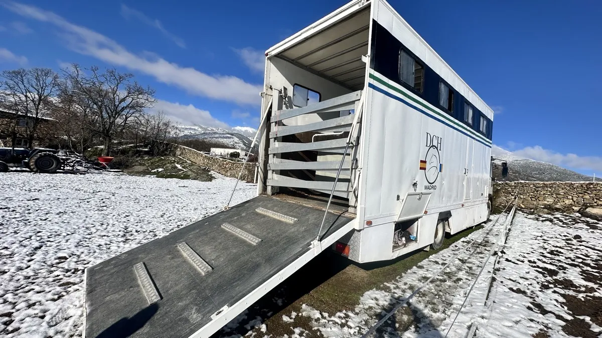 IVECO Eurocargo rampa abierta